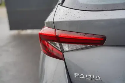 Photo 5 Skoda Fabia  1.0 TSI 95 ch EVO 2 BVM5