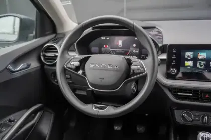 Photo 20 Skoda Fabia  1.0 TSI 95 ch EVO 2 BVM5