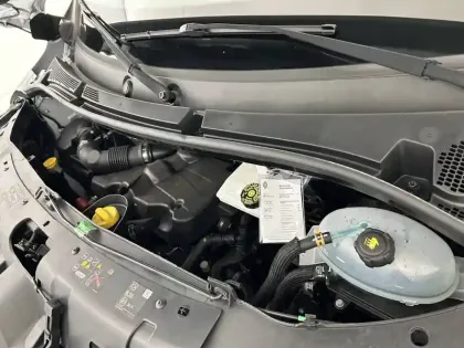 Photo 29 Renault Master  FGN TRAC F3500 L2H2 BLUE DCI 135