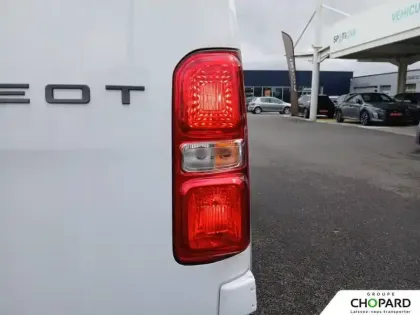 Photo 46 Peugeot Expert  FGN M BLUEHDI 145 S&S EAT8