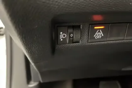 Photo 17 Peugeot 2008  BlueHDi 130 S&S EAT8