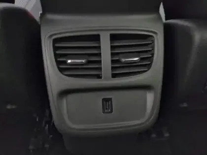 Photo 18 Opel Grandland  1.2 Turbo 130 ch