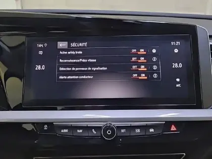 Photo 22 Opel Grandland  1.2 Turbo 130 ch