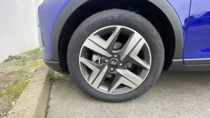 Photo 5 Hyundai Bayon  1.0 T-GDi 100 Hybrid 48V