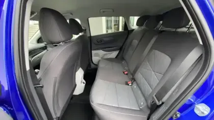 Photo 7 Hyundai Bayon  1.0 T-GDi 100 Hybrid 48V