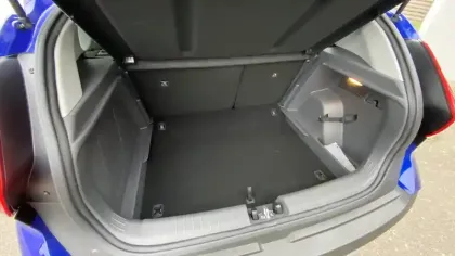 Photo 11 Hyundai Bayon  1.0 T-GDi 100 Hybrid 48V