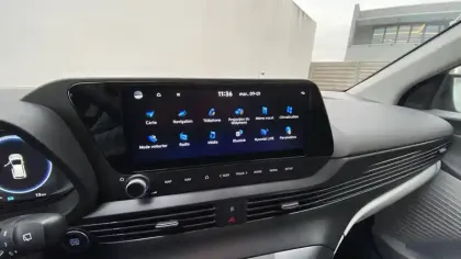 Photo 9 Hyundai Bayon  1.0 T-GDi 100 Hybrid 48V