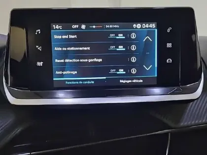 Photo 51 Peugeot 208  PureTech 75 S&S BVM5