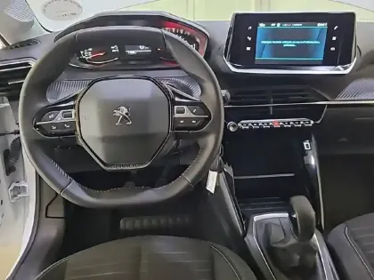 Photo 7 Peugeot 208  PureTech 75 S&S BVM5