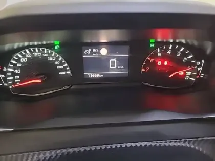 Photo 9 Peugeot 208  PureTech 75 S&S BVM5