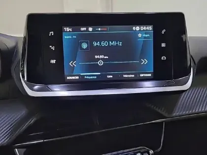 Photo 18 Peugeot 208  PureTech 75 S&S BVM5