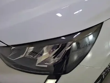 Photo 45 Peugeot 208  PureTech 75 S&S BVM5
