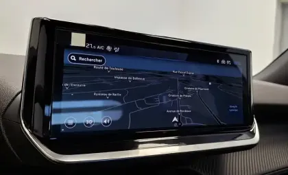 Photo 60 Peugeot 2008  100 S&S BVM6