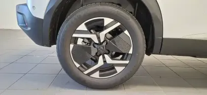 Photo 51 Peugeot 2008  100 S&S BVM6