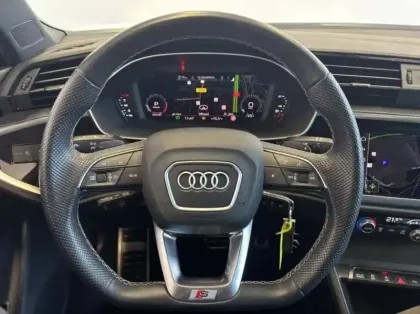 Photo 8 Audi Q3  35 TFSI 150 ch S tronic 7