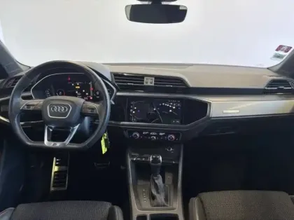 Photo 6 Audi Q3  35 TFSI 150 ch S tronic 7