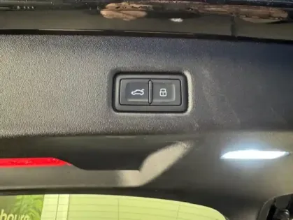 Photo 16 Audi Q4  e-tron 45 285 ch 82 kWh