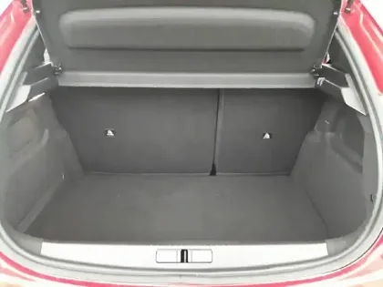 Photo 21 Peugeot 208  PureTech 100 S&S BVM6