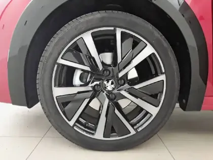 Photo 3 Peugeot 208  PureTech 100 S&S BVM6