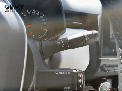 Photo 15 Renault Clio Gén. V (BJA) Ph1 NG Evolution 5