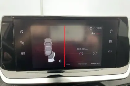 Photo 41 Peugeot 2008  BlueHDi 130 S&S EAT8