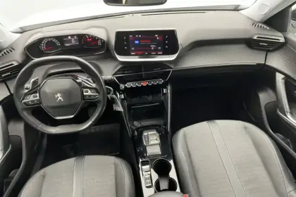 Photo 29 Peugeot 2008  BlueHDi 130 S&S EAT8