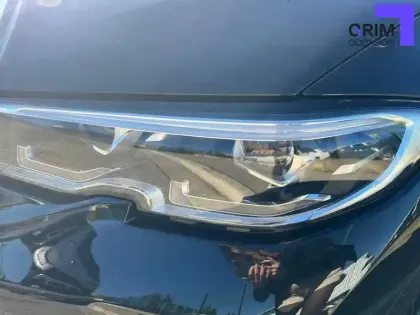 Photo 16 BMW Serie 3 Touring 330e xDrive 292 ch BVA8