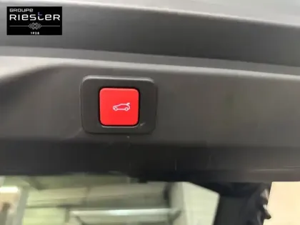 Photo 80 Peugeot 3008  Electrique 210 ch 73 kWh