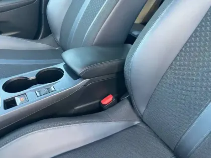 Photo 19 Peugeot 2008  PureTech 130 S&S BVM6