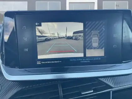 Photo 53 Peugeot 2008  PureTech 130 S&S BVM6