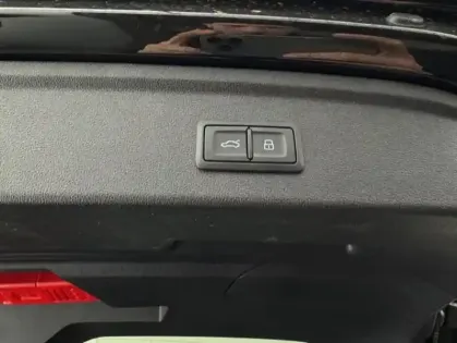 Photo 10 Audi A3  Sportback TFSI e Hybride rechargeable 204 S tronic 6