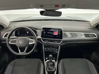 Photo 34 Volkswagen T-roc  1.5 TSI EVO 150 Start/Stop DSG7