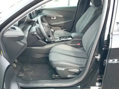 Photo 8 Peugeot 208  PureTech 100 S&S BVM6