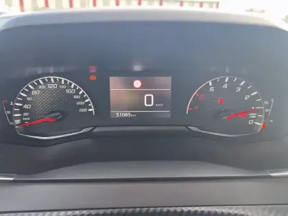 Photo 11 Peugeot 208  PureTech 100 S&S BVM6