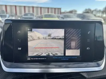 Photo 15 Peugeot 208  PureTech 100 S&S BVM6