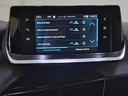 Photo 50 Peugeot 208  PureTech 75 S&S BVM5