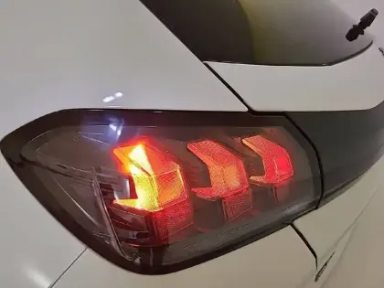 Photo 46 Peugeot 208  PureTech 75 S&S BVM5