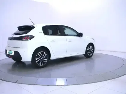 Photo 34 Peugeot 208  PureTech 75 S&S BVM5