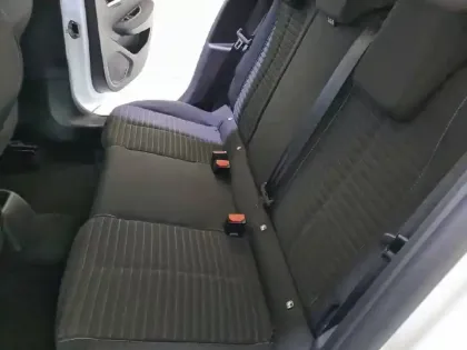 Photo 11 Peugeot 208  PureTech 75 S&S BVM5