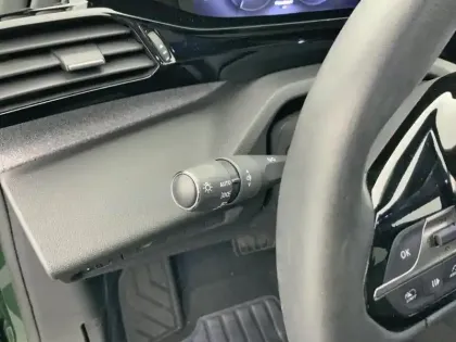 Photo 17 Peugeot 308  PureTech 130ch S&S EAT8 Allure Pack