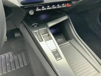 Photo 23 Peugeot 308  PureTech 130ch S&S EAT8 Allure Pack