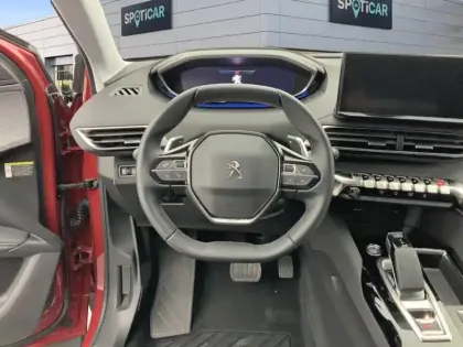 Photo 11 Peugeot 3008  Hybrid 225 e-EAT8 Allure Pack