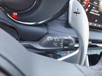 Photo 17 Alfa Romeo Tonale  1.3 Hybride Rechargeable PHEV 190ch AT6 e-Q4 Sprint