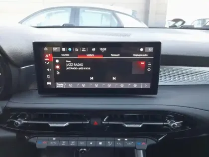 Photo 21 Alfa Romeo Tonale  1.3 Hybride Rechargeable PHEV 190ch AT6 e-Q4 Sprint