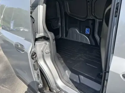 Photo 8 Ford Transit Courier Fourgonnette 1.0 EcoBoost 100ch Trend