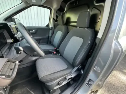 Photo 9 Ford Transit Courier Fourgonnette 1.0 EcoBoost 100ch Trend