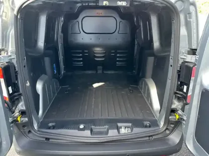 Photo 10 Ford Transit Courier Fourgonnette 1.0 EcoBoost 100ch Trend