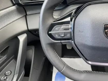 Photo 24 Peugeot 308 III 1.2 PURETECH 130 S&amp;S ALLURE