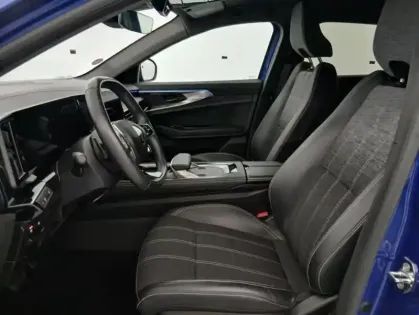 Photo 13 Renault Austral E-Tech hybrid 200 Techno