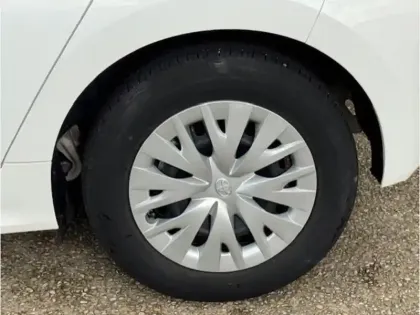 Photo 26 Toyota Yaris Hybride 1.5 116H Dynamic MY22